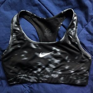 Nike Dry Fit Sports Bra